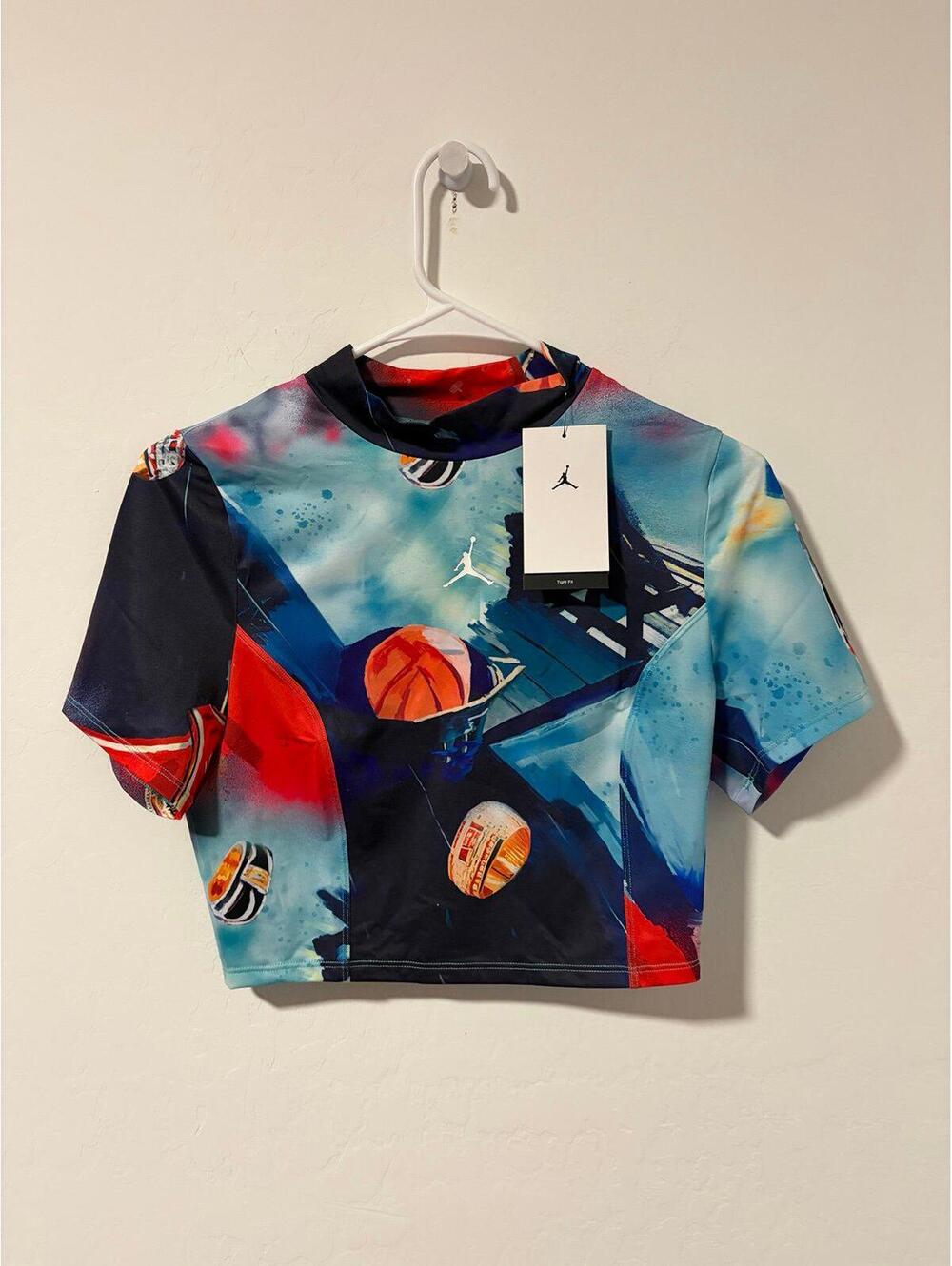 New $62 Jordan Print Short Sleeve Cropped Compression top - Womens M / Tight fit